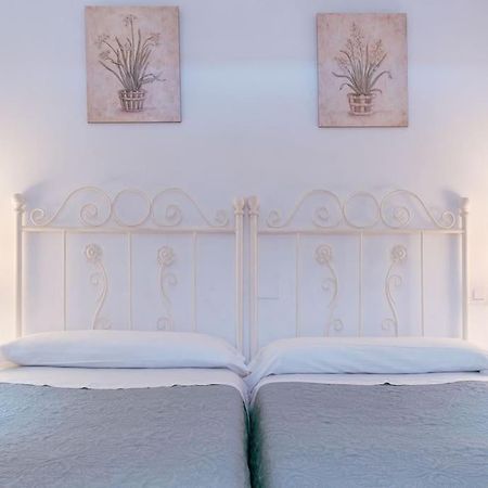 Apartamento Con Encanto En Patio Sevillano מראה חיצוני תמונה